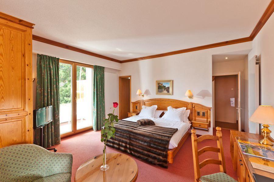 Alpina & Savoy Hotel Crans-Montana Værelse billede