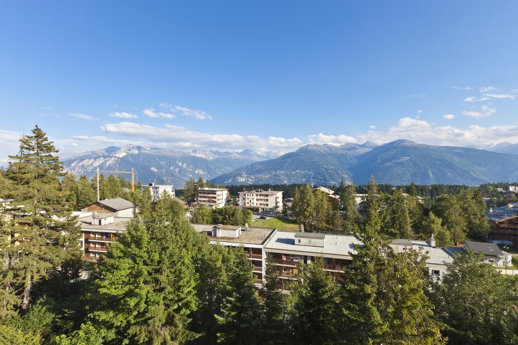 Alpina & Savoy Hotel Crans-Montana Eksteriør billede